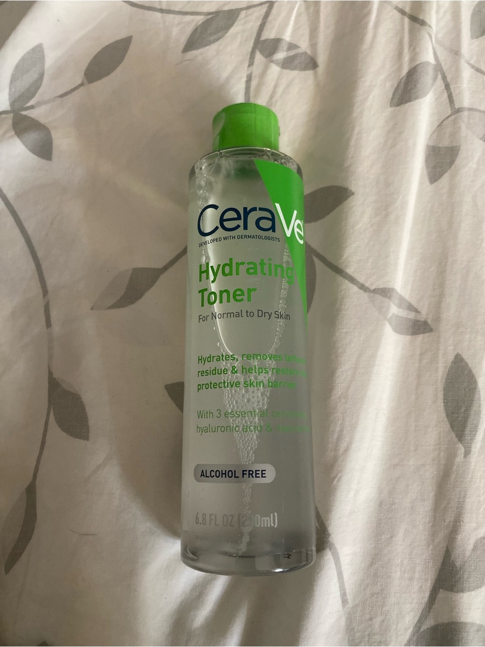 Cerave Hydrating Toner in bright green cap